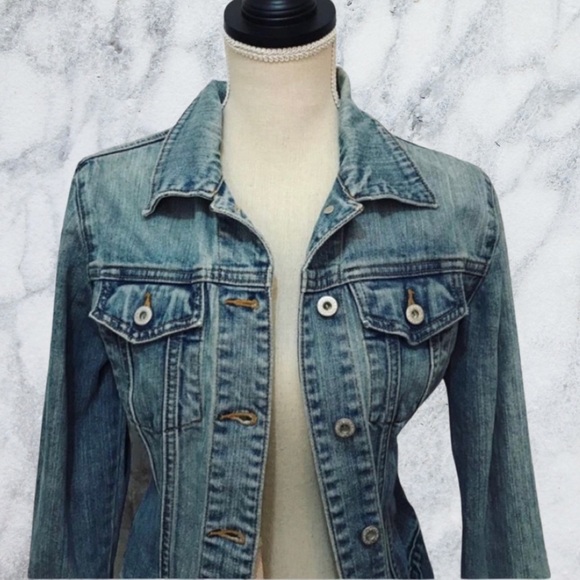 Vintage 90s Gap Light Washed Denim Jacket Size Medium - Picture 4 of 9